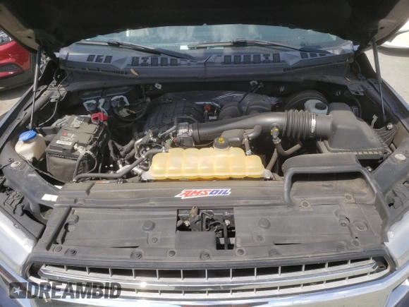 2019 Ford F-150 XL z VIN 1FTEX1CB9KKD94299, wystawiony jako Copart lot #55393745 z przebiegiem 109 044 mil mil oraz Szkoda całkowita • Salvage title. Historia ofert i sprzedaży dostępna na DreamBid. Obrazek 11.