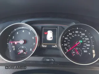 2015 Volkswagen Golf GTI Autobahn w/Performance Pkg with VIN 3VW447AU3FM100063, listed as a IAAI auction lot 41402553 with 70,797 mi miles. Bid and sale history available at carsss.com. Image 7.