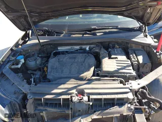 2022 Volkswagen Tiguan S with VIN 3VV1B7AX7NM107779, listed as a IAAI auction lot 41210258 with 57,154 mi miles. Bid and sale history available at carsss.com. Image 10.