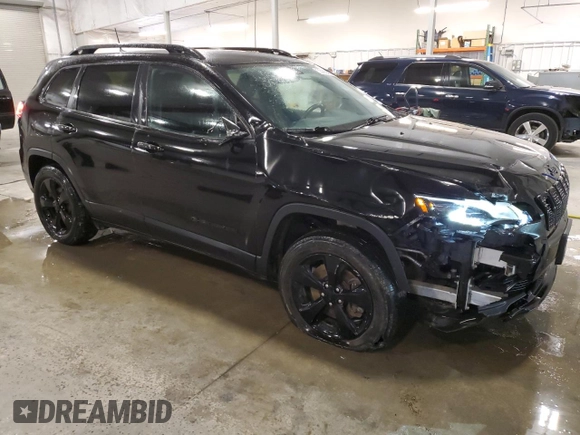 2020 Jeep Cherokee Altitude z VIN 1C4PJMLN9LD533438, wystawiony jako Copart lot #52983455 z przebiegiem 102 815 mil mil oraz Szkoda całkowita • Salvage title. Historia ofert i sprzedaży dostępna na DreamBid. Obrazek 4.