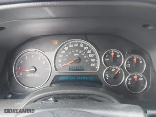 2004 GMC Envoy XUV SLE with VIN 1GKES12S846143483, listed as a IAAI auction lot 41500608 with 242,926 mi miles. Bid and sale history available at carsss.com. Image 7.