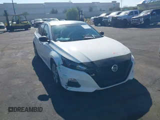 2020 Nissan Altima 2.5 S with VIN 1N4BL4BV7LN313673, listed as a IAAI auction lot 42002801 with 67,795 mi miles. Bid and sale history available at carsss.com. Image 1.