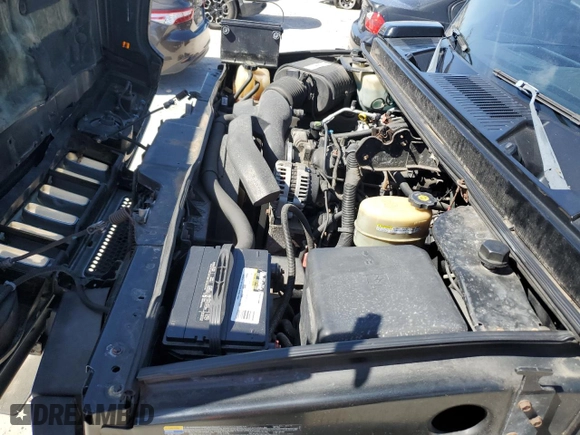 2003 Hummer H2 with VIN 5GRGN23U33H114427, listed as a Copart auction lot 76528834 with 133,571 mi miles and Salvage Title. Bid and sale history available at carsss.com. Image 12.