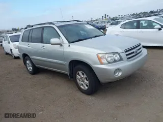 2003 Toyota Highlander with VIN JTEHF21A630127436, listed as a IAAI auction lot 42098538 with 123,561 mi miles. Bid and sale history available at carsss.com. Image 1.