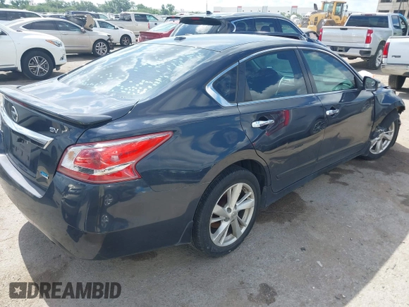 2013 Nissan Altima SV with VIN 1N4AL3AP0DN557255, listed as a IAAI auction lot 42574146 with 185,886 mi miles and . Bid and sale history available at DreamBid. Image 4.