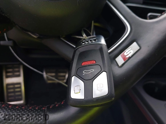 2018 Audi A4 Premium Plus с VIN WAUENAF48JA058244, выставлен на аукционе IAAI как лот 42279986 с пробегом 80 594 миль миль и . История ставок и продаж доступна на DreamBid. Изображение 11.