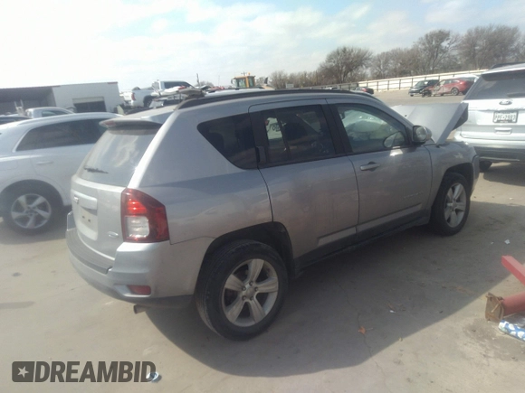 2016 Jeep Compass Latitude with VIN 1C4NJDEBXGD594149, listed as a IAAI auction lot 41523706 with 113,200 mi miles. Bid and sale history available at carsss.com. Image 4.