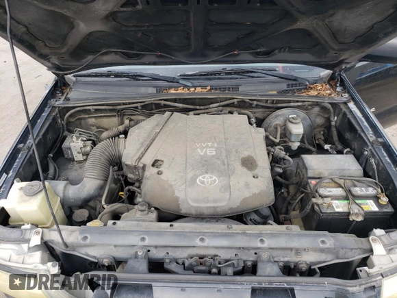2006 Toyota Tacoma PreRunner z VIN 3TMJU62N16M012992, wystawiony jako Copart lot #55674465 z przebiegiem 290 248 mil mil oraz Szkoda całkowita • Salvage title. Historia ofert i sprzedaży dostępna na DreamBid. Obrazek 11.