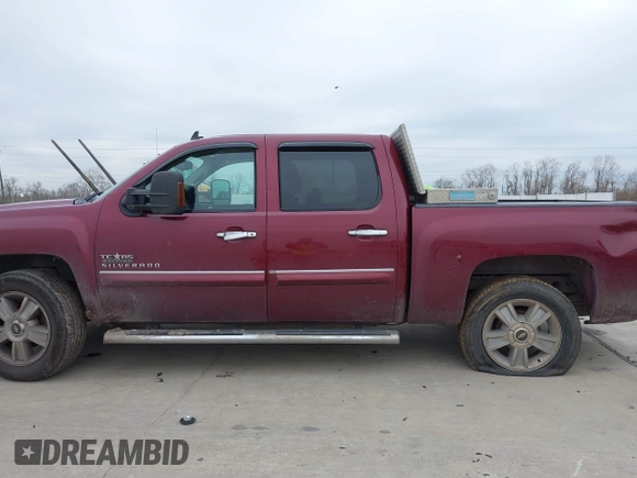 2013 Chevrolet Silverado 1500 LT with VIN 3GCPCSE00DG134583, listed as a IAAI auction lot 41257968 with 231,277 mi miles and . Bid and sale history available at DreamBid. Image 14.