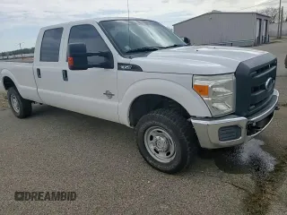 2015 Ford F-350 Platinum z VIN 1FT8W3BT5FEA59938, wystawiony jako Copart lot #49614125 z przebiegiem 244 214 mil mil oraz Tytuł czysty. Historia ofert i sprzedaży dostępna na DreamBid. Obrazek 13.
