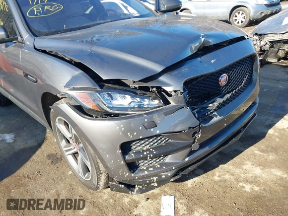 2017 Jaguar F-Pace 35t Prestige with VIN SADCK2BV8HA897199, listed as a IAAI auction lot 41315172 with 77,348 mi miles and . Bid and sale history available at DreamBid. Image 17.