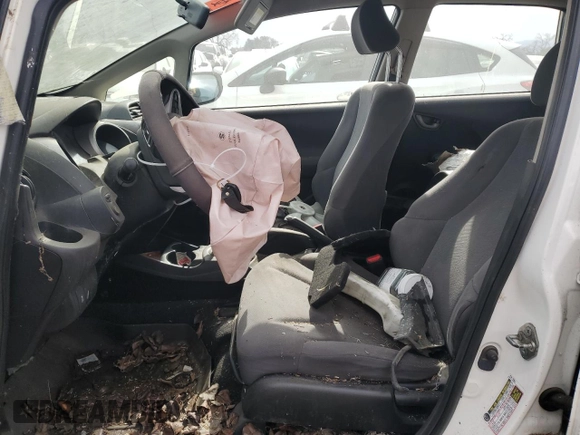 2013 Honda Fit with VIN JHMGE8H31DC063544, listed as a Copart auction lot 43292445 with 0 mi miles and Salvage Title. Bid and sale history available at carsss.com. Image 7.