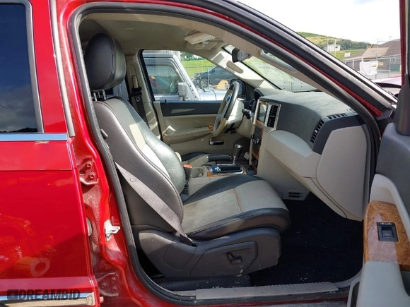 2010 Jeep Grand Cherokee Limited with VIN 1J4RR5GT6AC137688, listed as a IAAI auction lot 39777708 with 71,112 mi miles. Bid and sale history available at carsss.com. Image 5.