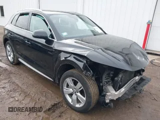 2019 Audi Q5 Premium Plus with VIN WA1BNAFY8K2133555, listed as a IAAI auction lot 41678771 with 41,950 mi miles. Bid and sale history available at carsss.com. Image 1.