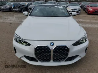 2024 BMW 4 Series 430i z VIN WBA23AT04RCN54796, wystawiony jako Copart lot #87837505 z przebiegiem 24 341 mil mil oraz Szkody całkowita. Historia ofert i sprzedaży dostępna na DreamBid. Obrazek 5.
