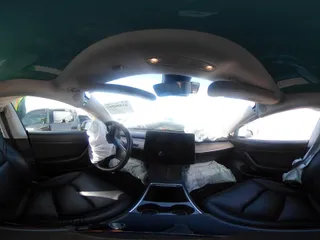 2021 Tesla Model 3 Standard Range Plus z VIN 5YJ3E1EA5MF941392, wystawiony jako IAAI lot #41888597 z przebiegiem 111 617 mil mil oraz . Historia ofert i sprzedaży dostępna na DreamBid. Obrazek 17.