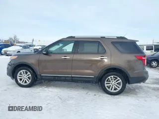 2015 Ford Explorer XLT with VIN 1FM5K8D81FGA95629, listed as a IAAI auction lot 41550100 with 138,968 mi miles. Bid and sale history available at carsss.com. Image 14.