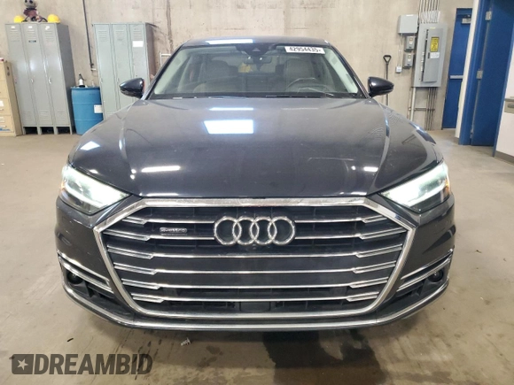 2019 Audi A8 L with VIN WAU8DAF89KN010958, listed as a Copart auction lot 42954435 with 125,582 mi miles and Salvage Title. Bid and sale history available at carsss.com. Image 5.