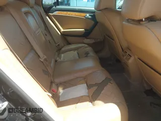 2004 Acura TL z VIN 19UUA66264A047769, wystawiony jako IAAI lot #42278353 z przebiegiem 185 344 mil mil oraz . Historia ofert i sprzedaży dostępna na DreamBid. Obrazek 8.