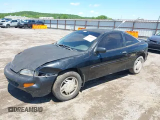 1999 Chevrolet Cavalier z VIN 1G1JC1240X7104077, wystawiony jako IAAI lot #42166913 z przebiegiem Nie podano mil oraz . Historia ofert i sprzedaży dostępna na DreamBid. Obrazek 2.