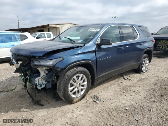 2022 Chevrolet Traverse LS with VIN 1GNERFKW7NJ169151, listed as a Copart auction lot 44131945 with 45,178 mi miles and Salvage Title. Bid and sale history available at carsss.com. Image 1.