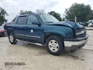 2005 Chevrolet Avalanche LS with VIN 3GNEC12Z95G145773, listed as a Copart auction lot 66265774 with 208,082 mi miles and Non Repairable. Bid and sale history available at carsss.com. Image 4.
