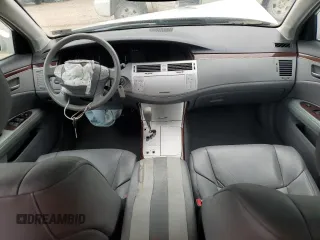 2008 Toyota Avalon XL z VIN 4T1BK36BX8U301646, wystawiony jako Copart lot #53758215 z przebiegiem Nie podano mil oraz Szkoda całkowita • Salvage title. Historia ofert i sprzedaży dostępna na DreamBid. Obrazek 8.