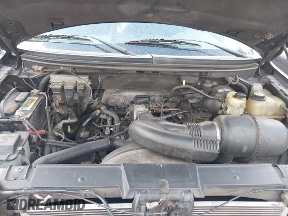 2008 Ford F-150 XL with VIN 1FTRW12W98FC20792, listed as a IAAI auction lot 41799851 with 231,098 mi miles. Bid and sale history available at carsss.com. Image 10.