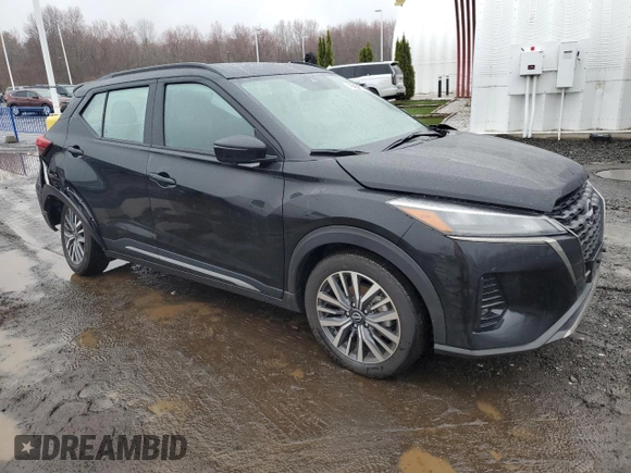 2024 Nissan Kicks SR with VIN 3N1CP5DV8RL513351, listed as a Copart auction lot 52313665 with 24,298 mi miles and Salvage Title. Bid and sale history available at DreamBid. Image 4.