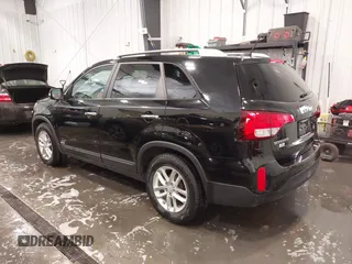 2015 Kia Sorento LX with VIN 5XYKTCA68FG616469, listed as a IAAI auction lot 41980440 with 122,350 mi miles. Bid and sale history available at carsss.com. Image 3.