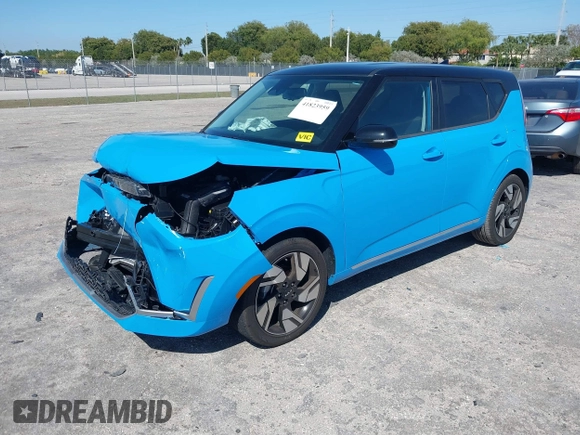 2024 Kia Soul GT-Line with VIN KNDJ53AU0R7219196, listed as a IAAI auction lot 41823959 with 8,650 mi miles. Bid and sale history available at carsss.com. Image 2.