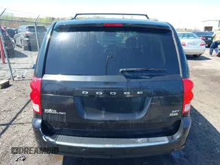 2015 Dodge Grand Caravan SXT with VIN 2C4RDGCG6FR548774, listed as a IAAI auction lot 41901232 with 141,589 mi miles and . Bid and sale history available at DreamBid. Image 17.