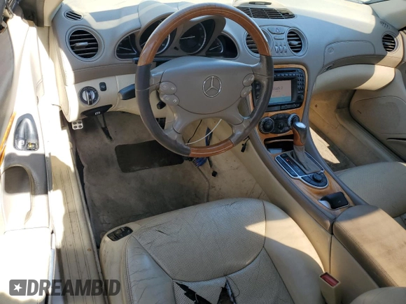 2003 Mercedes-Benz SL 500 z VIN WDBSK75F83F056017, wystawiony jako Copart lot #57662775 z przebiegiem 264 449 mil mil oraz Czysty tytuł • Clean title. Historia ofert i sprzedaży dostępna na DreamBid. Obrazek 8.