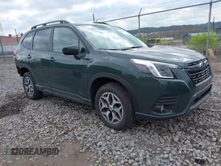 2023 Subaru Forester Premium z VIN JF2SKAEC4PH550195, wystawiony jako IAAI lot #42090869 z przebiegiem 7 271 mil mil oraz . Historia ofert i sprzedaży dostępna na DreamBid. Obrazek 1.