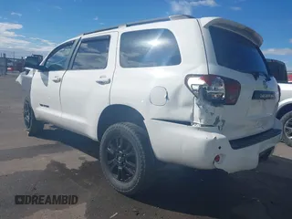 2018 Toyota Sequoia SR5 with VIN 5TDBY5G10JS165042, listed as a IAAI auction lot 40629447 with 89,706 mi miles. Bid and sale history available at carsss.com. Image 3.