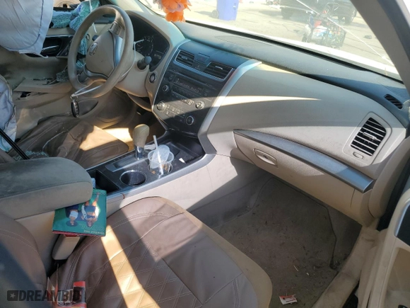 2014 Nissan Altima 2.5 S with VIN 1N4AL3APXEC184657, listed as a Copart auction lot 46947955 with 235,618 mi miles and Salvage Title. Bid and sale history available at carsss.com. Image 8.