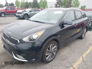 2017 Kia Niro Touring with VIN KNDCE3LC6H5048381, listed as a IAAI auction lot 42035129 with 133,559 mi miles. Bid and sale history available at carsss.com. Image 2.