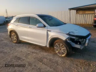 2024 Infiniti QX50 Luxe z VIN 3PCAJ5BA6RF104043, wystawiony jako Copart lot #59015075 z przebiegiem 13 276 mil mil oraz Szkoda całkowita • Salvage title. Historia ofert i sprzedaży dostępna na DreamBid. Obrazek 4.