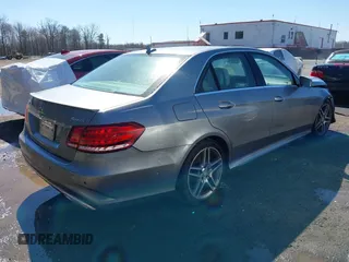 2014 Mercedes-Benz E 550 Sport with VIN WDDHF9BB0EB040245, listed as a IAAI auction lot 41817415 with 162,238 mi miles and . Bid and sale history available at DreamBid. Image 4.