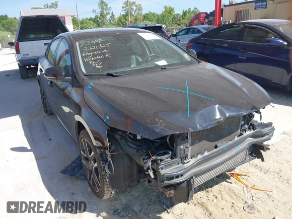 2017 Volvo S60 Dynamic with VIN YV140MTL8H2432506, listed as a IAAI auction lot 41699488 with 119,907 mi miles. Bid and sale history available at carsss.com. Image 1.
