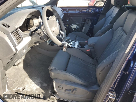 2025 Audi Q5 S line Premium z VIN WA1GAAFY3S2015351, wystawiony jako Copart lot #49959865 z przebiegiem 1249 mil mil oraz Szkody całkowita. Historia ofert i sprzedaży dostępna na DreamBid. Obrazek 7.