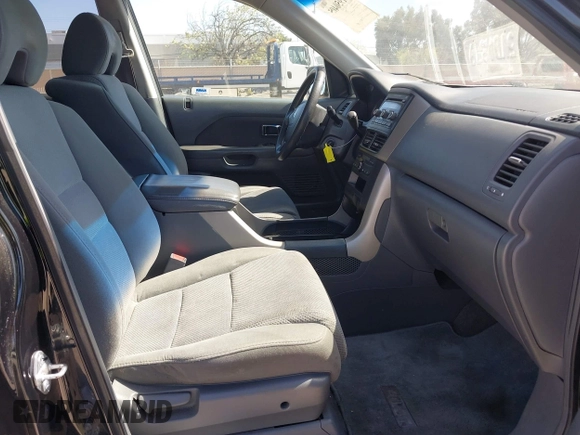 2006 Honda Pilot EX with VIN 5FNYF28416B034382, listed as a IAAI auction lot 41950405 with 176,437 mi miles and . Bid and sale history available at DreamBid. Image 5.