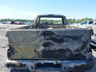 2005 Ford F-150 XL с VIN 1FTRF12205NA55424, выставлен на аукционе IAAI как лот 42035951 с пробегом Не указан миль и . История ставок и продаж доступна на DreamBid. Изображение 8.