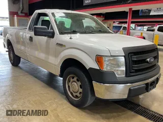 2014 Ford F-150 XL with VIN 1FTMF1CM4EKD13245, listed as a IAAI auction lot 41985605 with 187,743 mi miles. Bid and sale history available at carsss.com. Image 1.