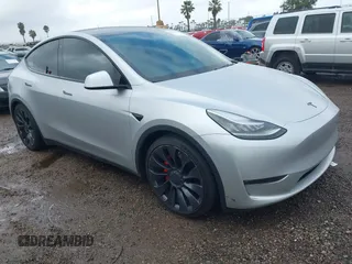 2020 Tesla Model Y Long Range with VIN 5YJYGDEF9LF038500, listed as a IAAI auction lot 41764013 with 46,735 mi miles and . Bid and sale history available at DreamBid. Image 1.