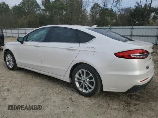 2019 Ford Fusion SE with VIN 3FA6P0HD4KR200742, listed as a Copart auction lot 49302755 with 87,166 mi miles and Salvage Title. Bid and sale history available at DreamBid. Image 2.