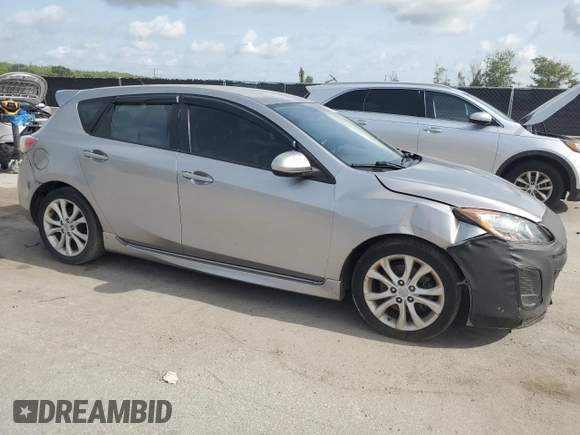 2011 Mazda 3 S Sport z VIN JM1BL1K5XB1423289, wystawiony jako Copart lot #60284015 z przebiegiem 159 230 mil mil oraz Czysty tytuł • Clean title. Historia ofert i sprzedaży dostępna na DreamBid. Obrazek 4.