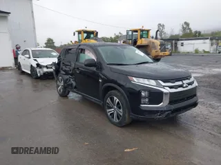 2023 Mitsubishi Outlander ES z VIN JA4ARUAU5PU014217, wystawiony jako IAAI lot #40414801 z przebiegiem 46 239 mil mil oraz . Historia ofert i sprzedaży dostępna na DreamBid. Obrazek 1.