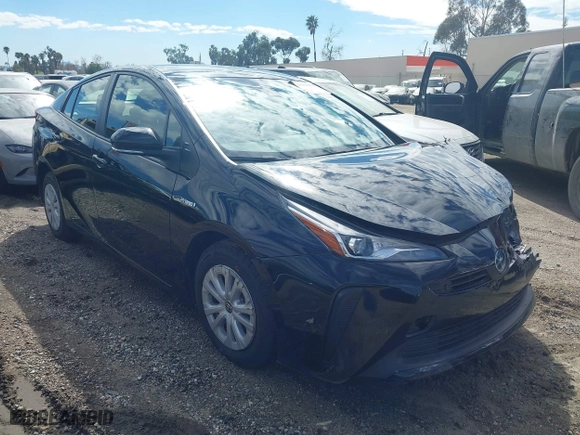 2022 Toyota Prius L Eco with VIN JTDKAMFUXN3163364, listed as a IAAI auction lot 41593914 with 43,948 mi miles. Bid and sale history available at carsss.com. Image 1.