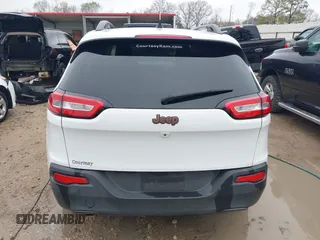2017 Jeep Cherokee Latitude with VIN 1C4PJLCB5HW514171, listed as a IAAI auction lot 41572117 with 110,632 mi miles and . Bid and sale history available at DreamBid. Image 16.